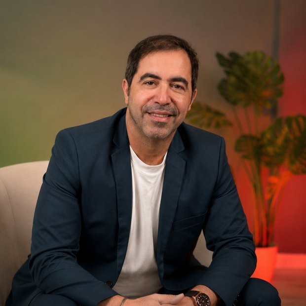 Walter — Coach · Education, equipo de BRIDGE